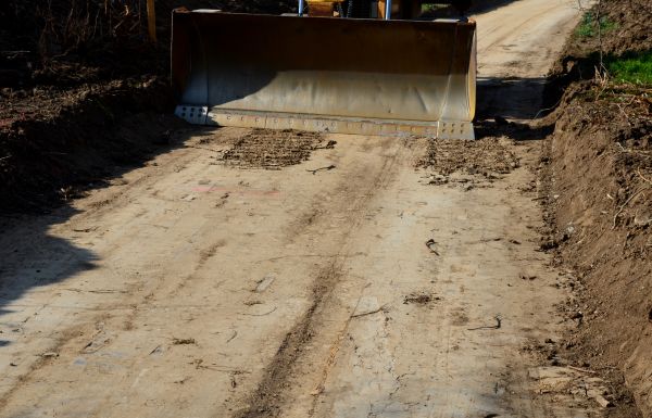 Cost of Topsoil Leveling in Foley